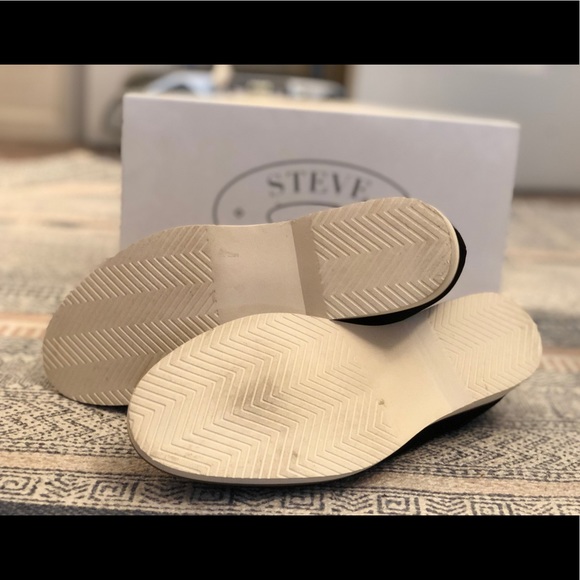 Allis Black Nubuck (suede) - Picture 3 of 3